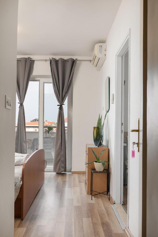 פודגורה Sea View Apartments M מראה חיצוני תמונה